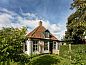 Verblijf 040409 • Vakantiewoning Ameland • Fairytale Cottage in Nes Friesland with garden and terrace  • 1 van 21