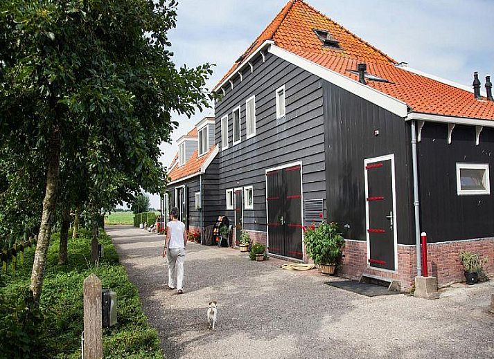 Verblijf 461005 • Vakantiewoning IJsselmeerkust • Luxe Groepsaccommodatie voor 16 personen in Monnickendam 