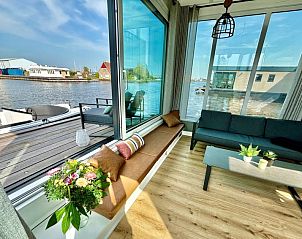 Verblijf 091002 • Vakantiewoning Slotermeer • Vakantiehuis Harboursuite Woudsend incl. motorboot 