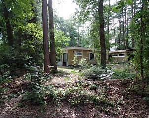 Verblijf 200203 • Vakantiewoning Zuidwest Drenthe • Leuke 4 persoons bungalow op rustige locatie in het bos in 