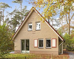 Guest house 323241 • Bungalow Veluwe • Landgoed 't Loo | 4-persoons bungalow | 4C 