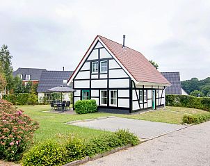 Verblijf 394506 • Bungalow Zuid Limburg • Kasteeldomein De Cauberg | 6-persoons villa | 6C 