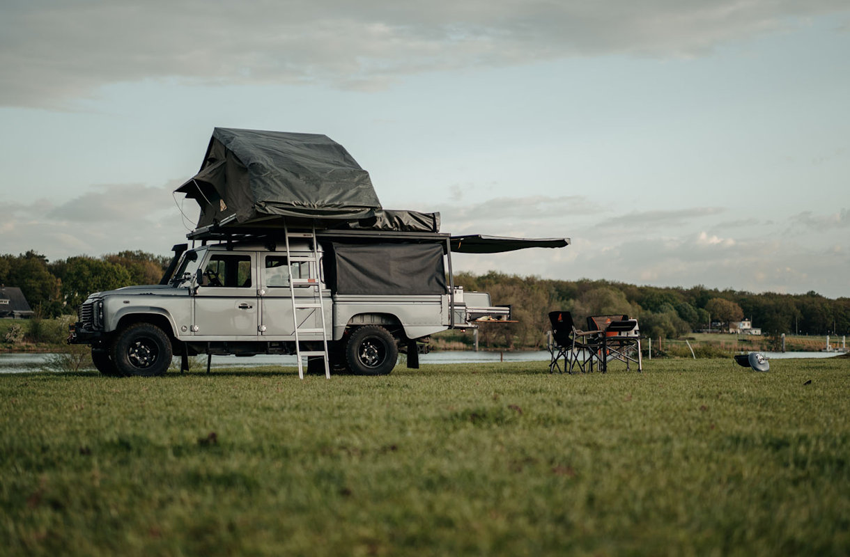 Outdoor kamperen met Landrover in Nederland