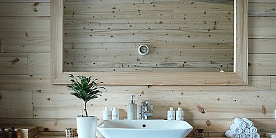 Hoe maak je de badkamer van je vakantiehuis aantrekkelijker voor gasten?