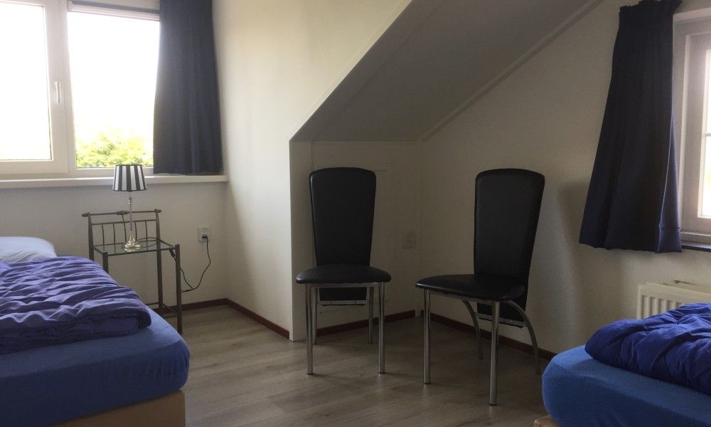 Guest house 01011057 - Bungalow Texel - Krim 661 met Ruime tuin, Stuga en BBQ en Sauna