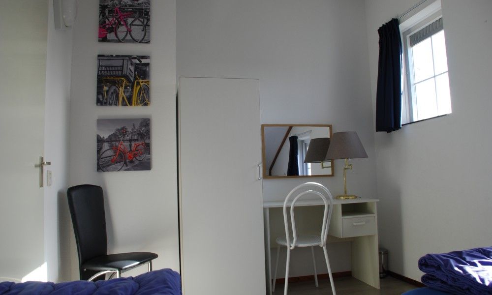 Guest house 01011057 - Bungalow Texel - Krim 661 met Ruime tuin, Stuga en BBQ en Sauna