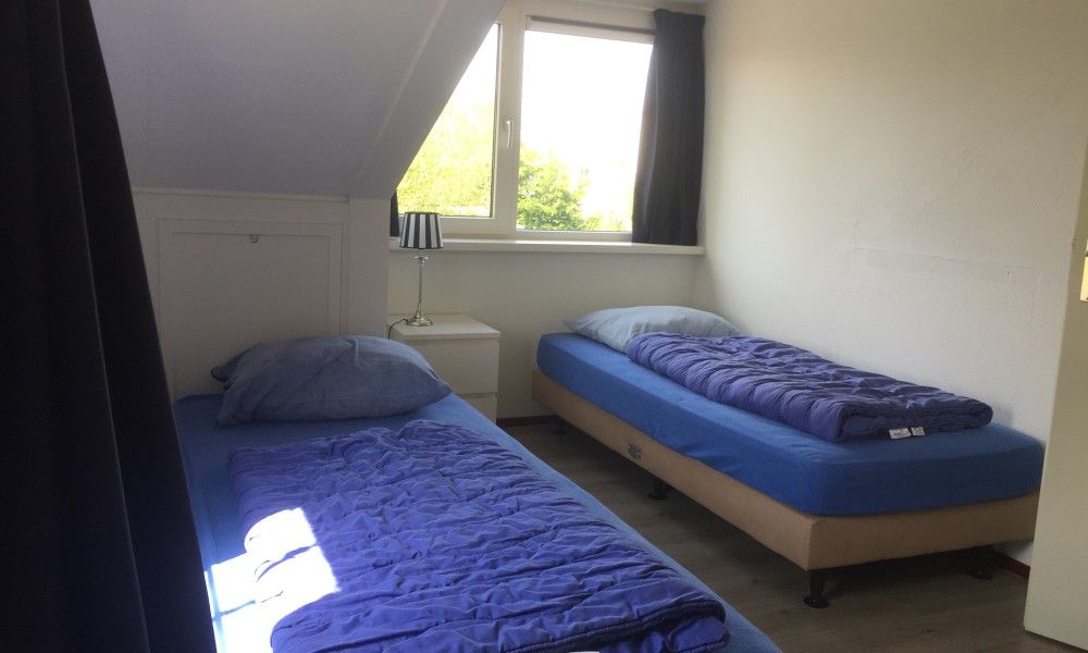 Guest house 01011057 - Bungalow Texel - Krim 661 met Ruime tuin, Stuga en BBQ en Sauna