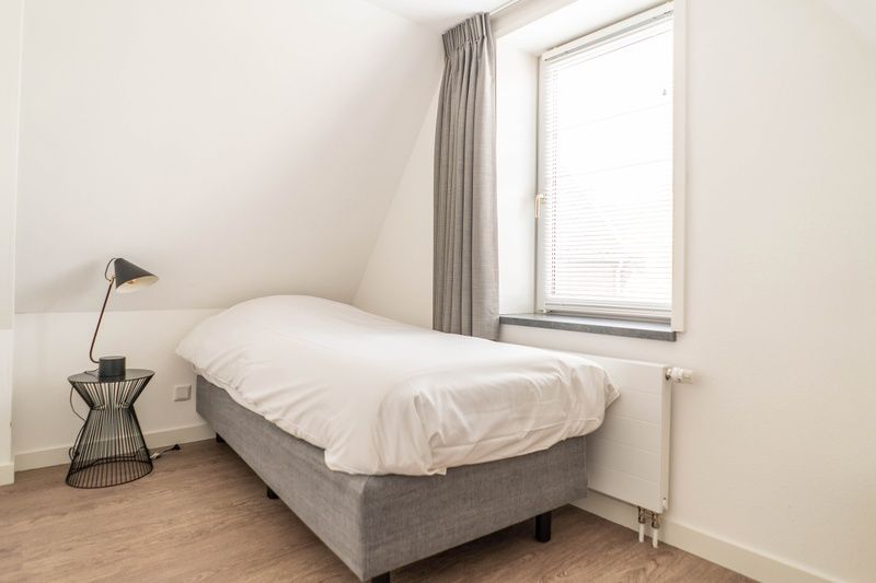 Eenvoudige eenpersoonskamer in Type D Kikkertstraat, vakantiehuis in De Cocksdorp, Texel voor extra gasten.