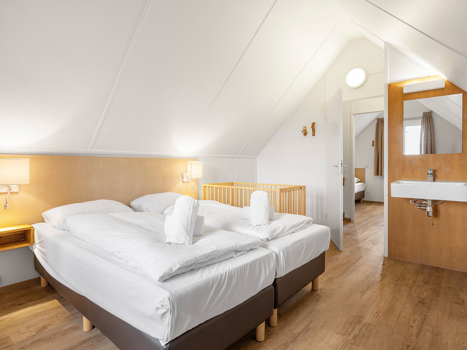 Verblijf 0101191 - Bungalow Texel - Sluftervallei | 8-persoons bungalow | 8C