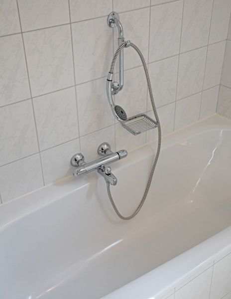 Luxe bad in Vakantiehuis Slufterduin 076, De Cocksdorp. Ontspanning en comfort op Texel, Waddeneilanden.