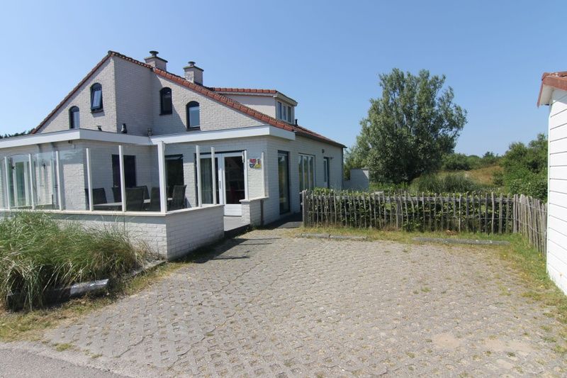 Vakantiehuis D 477 in De Cocksdorp, Texel biedt een zonnig terras en ruime omgeving op de prachtige Waddeneilanden.