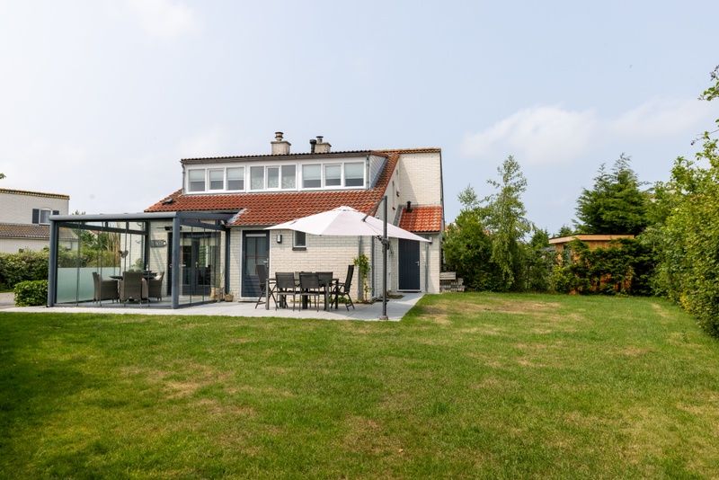 Vakantiehuis D 427 in De Cocksdorp op Texel met zonnig terras en ruime tuin, ideaal voor een ontspannen verblijf op de Waddeneilanden.