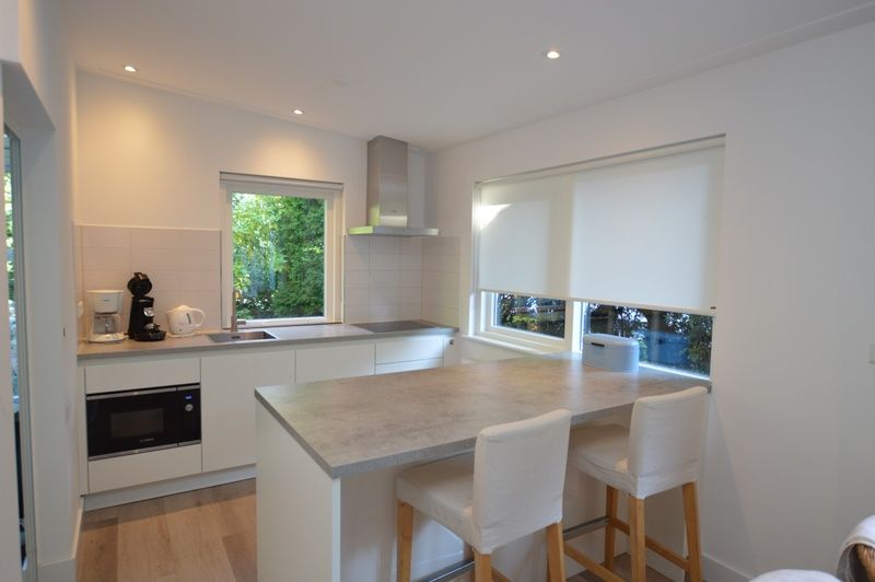 Moderne Kueche des Ferienhauses Boodtlaan 7 / Dennenheuvel in De Koog, Texel.