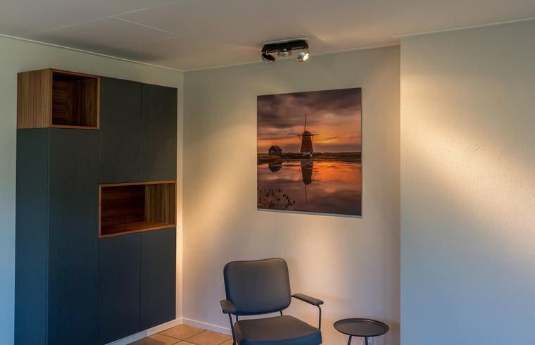 Knusse zithoek in vakantiehuisje in De Koog, Texel, Waddeneilanden.