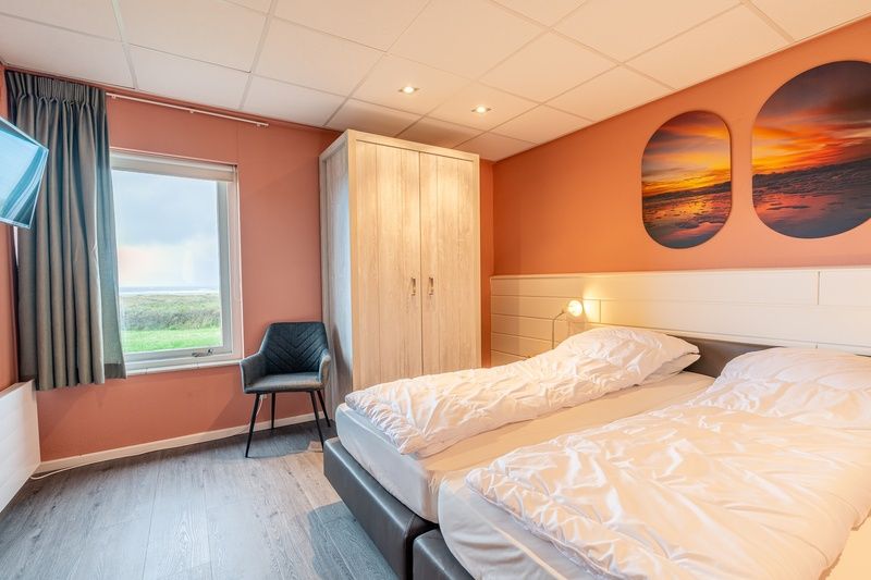 Voll ausgestattete Kueche in Apartment Juliana 028 Zeezicht, De Koog, Texel mit modernen Geraeten.