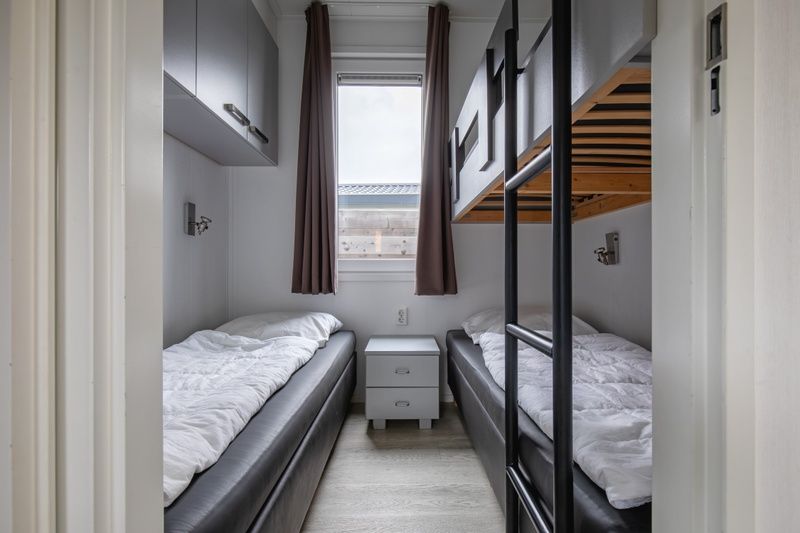 Kinderkamer in Chalet Bregkoog 261, Chaletpark Bregkoog, De Koog, Texel, met stapelbed en praktische inrichting.