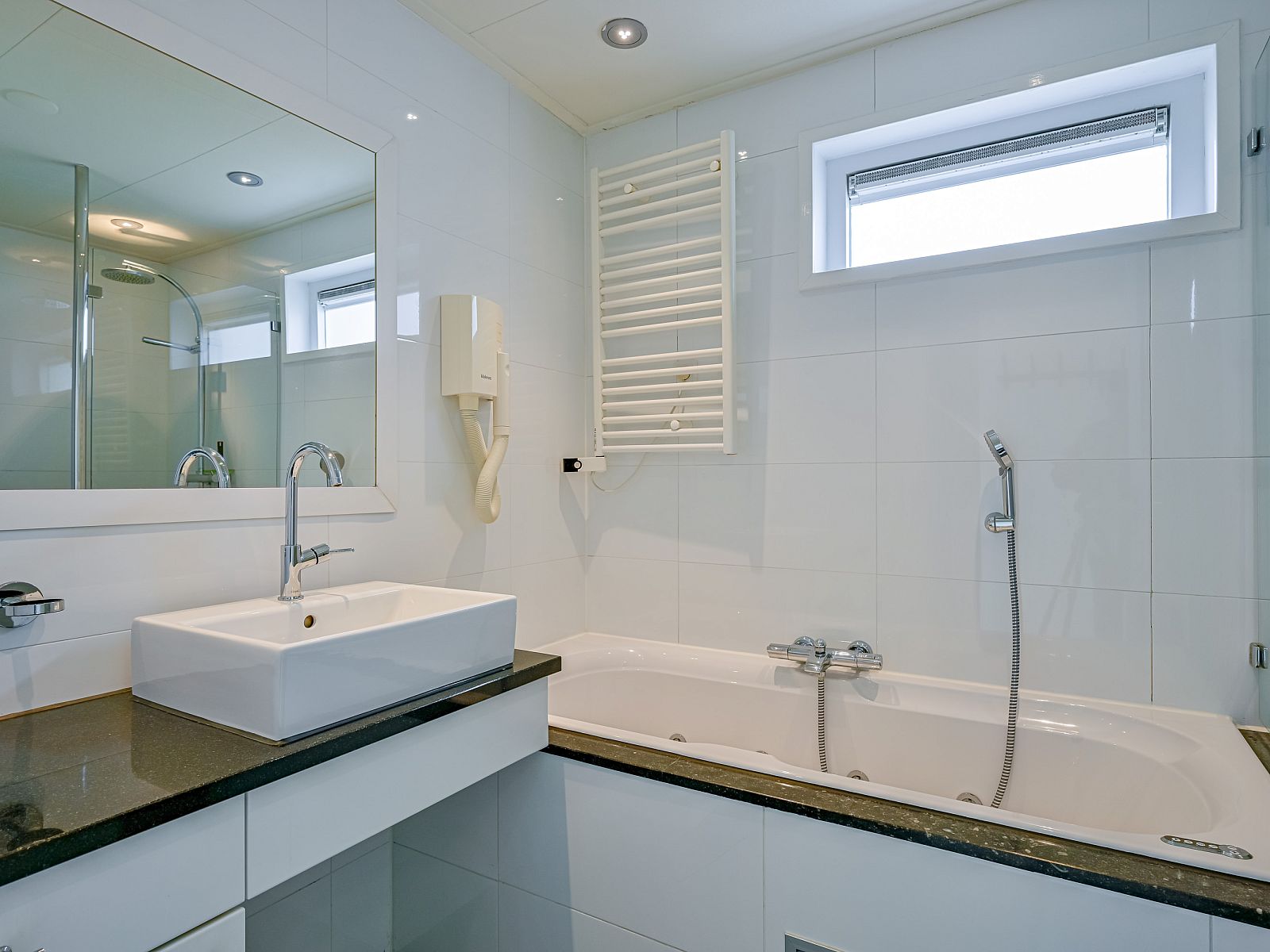 Guest house 010254 - Holiday property Texel - Vrijstaande woning in De Koog