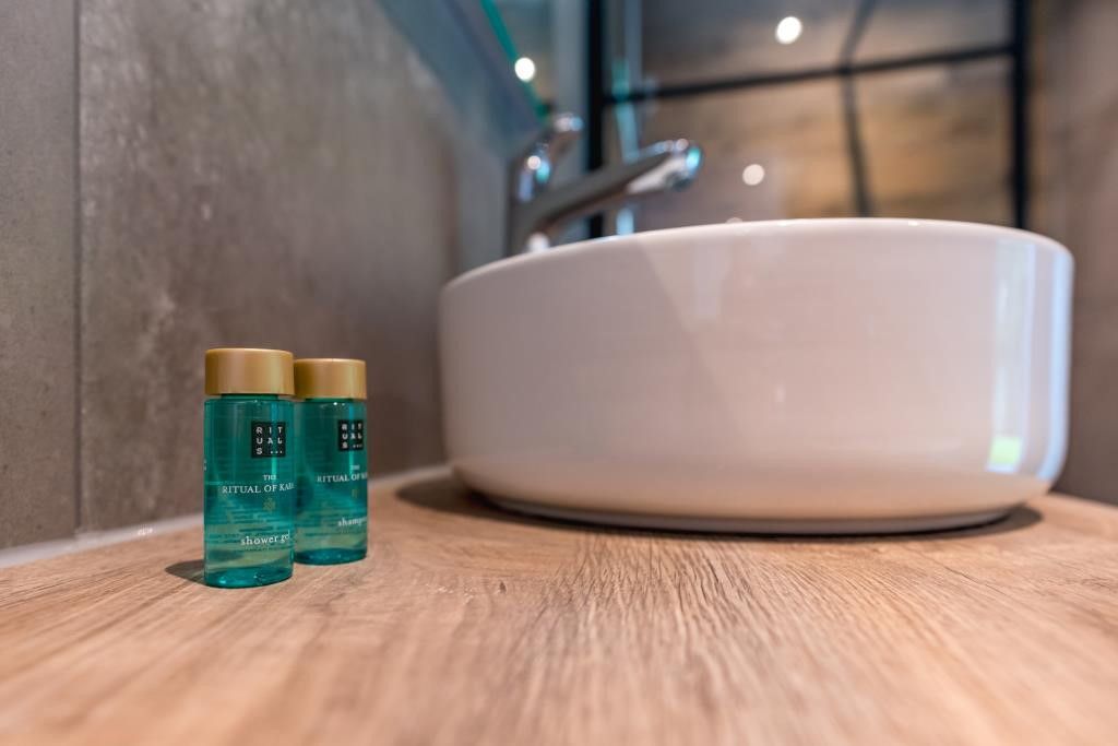 Luxurioese Badezimmerprodukte in 37 - 14 Lepelaar, Ferienhaus in De Koog, Texel.