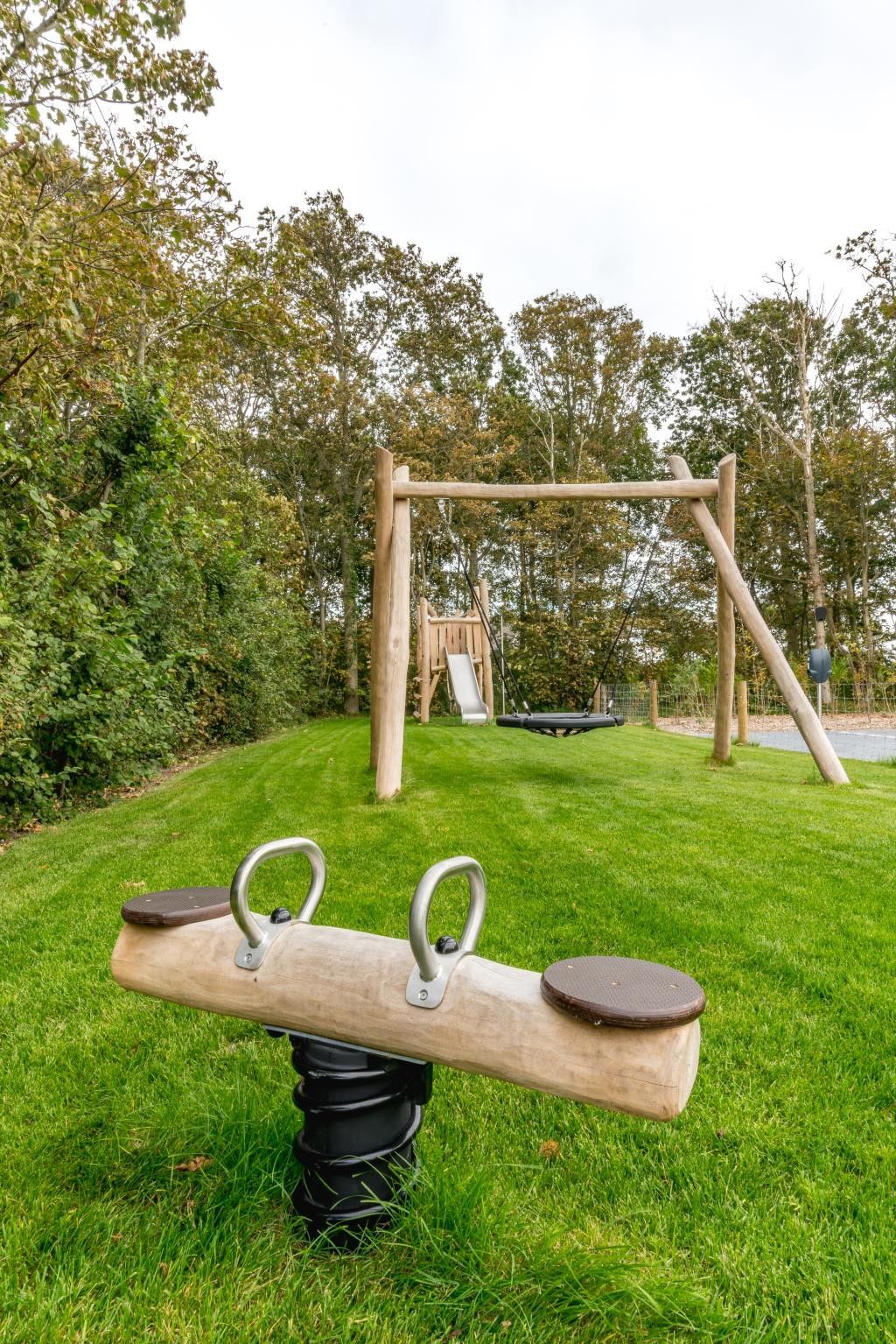 Spielgeraete im Garten von 37 - 14 Lepelaar, Ferienhaus in De Koog, Texel.