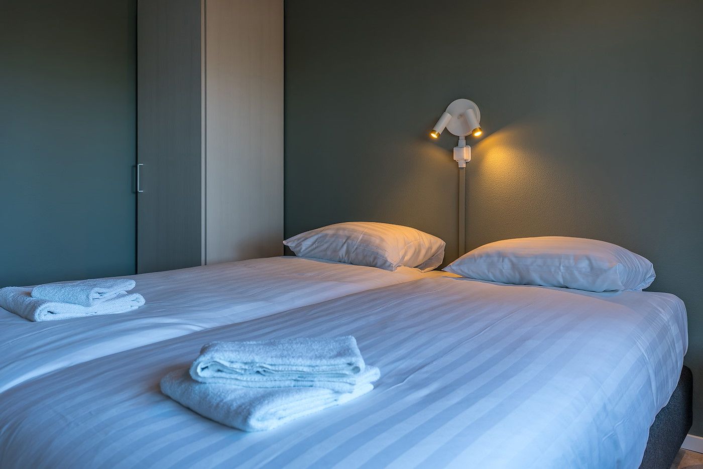 Comfortabele slaapkamer in vakantiehuis 16 - Zeebries in De Koog, Texel op de Waddeneilanden.