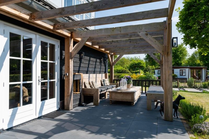 Gemuetliche Veranda im Residence Rustic Ferienhaus in De Koog, Texel