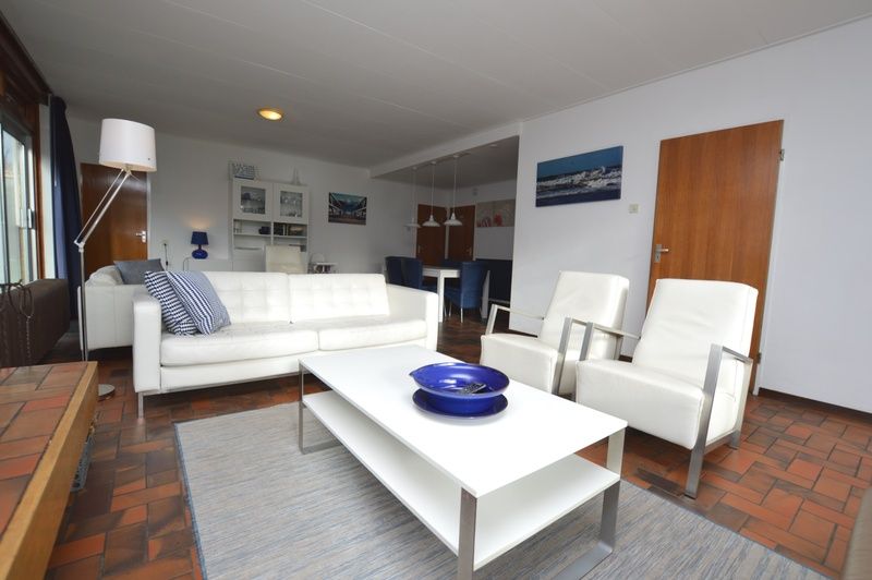 Stylish living space in Orchismient 18 large vacation home, De Koog, Texel, near the Wadden Islands.