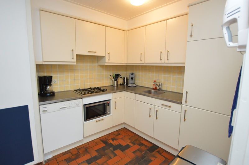 Fully equipped kitchen in Orchismient 18 large, De Koog, Texel for a pleasant stay.