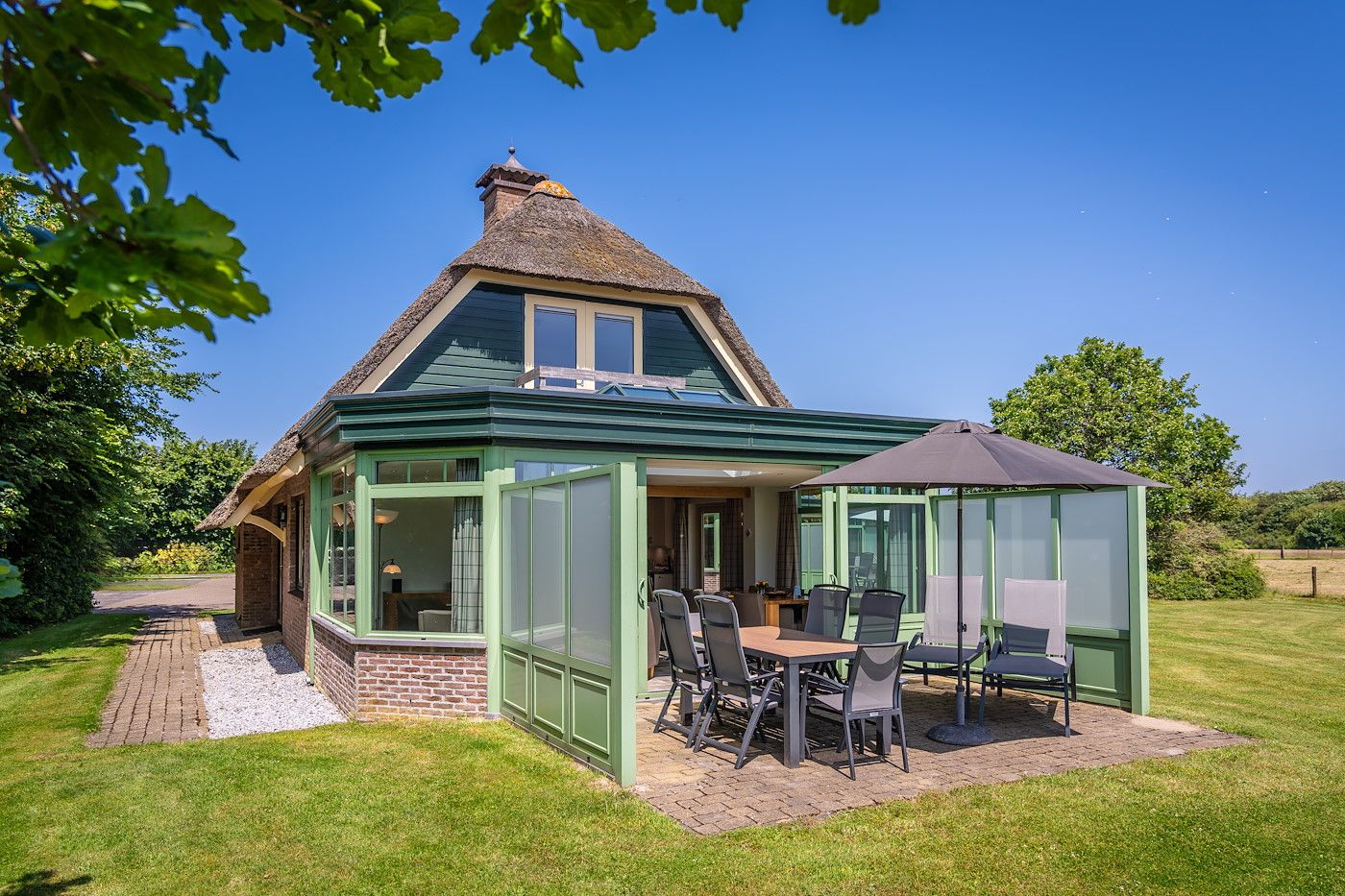 Guest house 0102966 - Holiday property Texel - Het Buitenhof villa 59 met serre