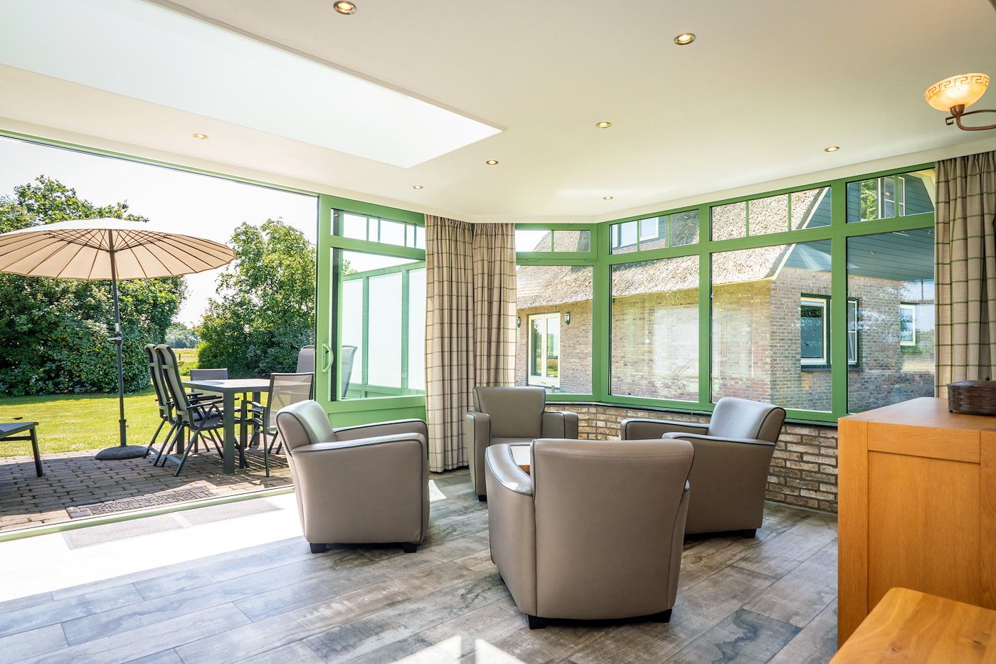 Guest house 0102966 - Holiday property Texel - Het Buitenhof villa 59 met serre