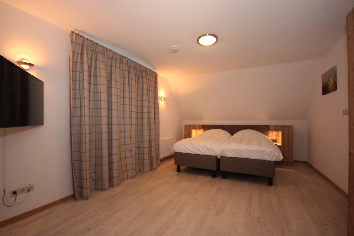 Guest house 0102974 - Holiday property Texel - Landleven Villa 170m2 73
