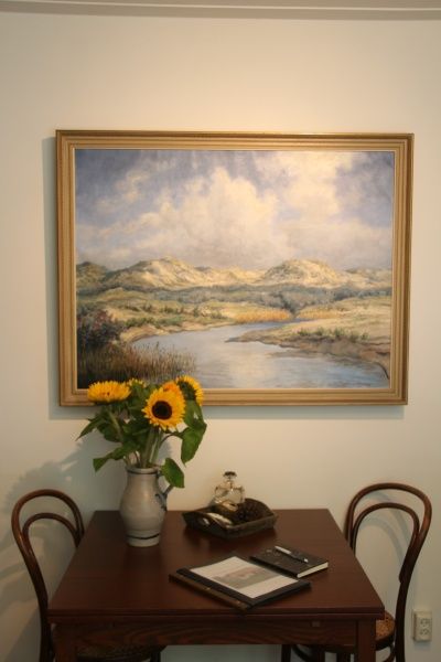 Kunstecke mit Gemaelde in Appartement Moleneind, Ferienunterkunft auf Texel.