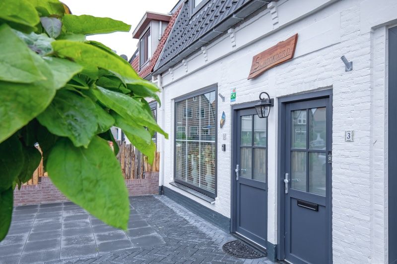 Eingang zum Ferienhaus Schoonoord auf Texel, attraktiv gelegen in Den Burg.