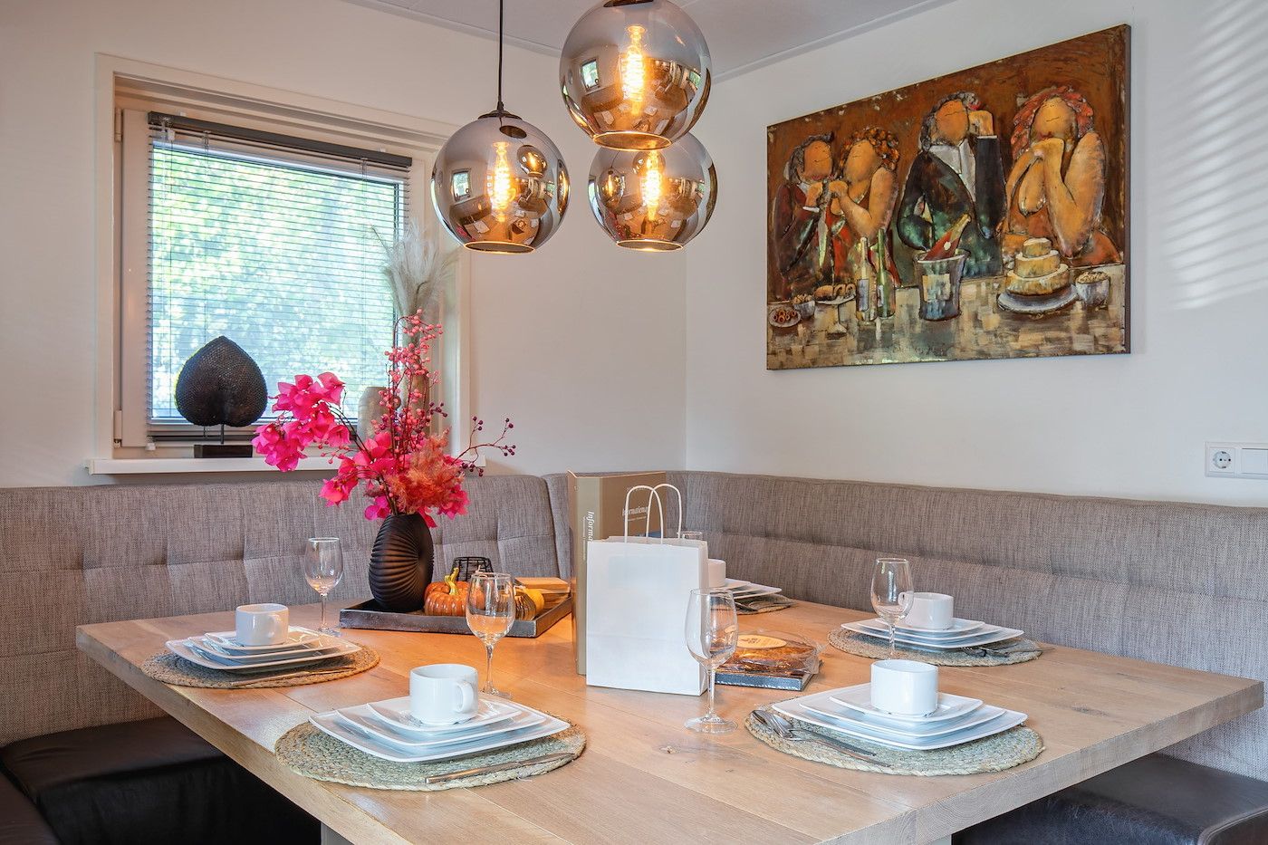 Geraeumiges Wohnzimmer in 48 - Witte Parel, Den Burg, Texel. Komfortabler Urlaub auf den Watteninseln.