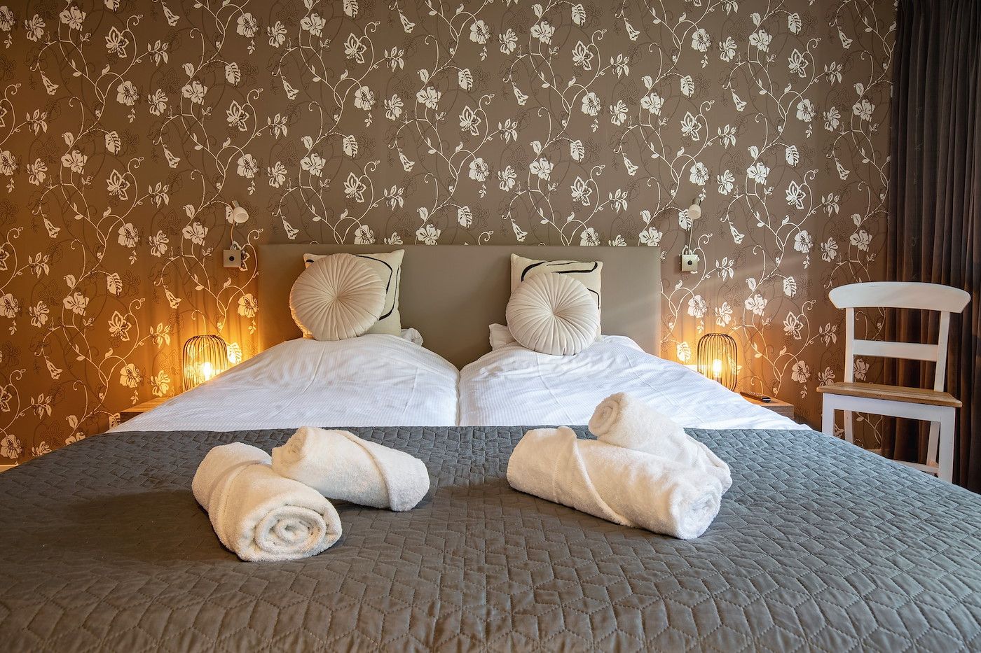 Hauptschlafzimmer von 48 - Witte Parel, Den Burg, Texel. Geraeumige und komfortable Schlafmoeglichkeiten auf den Watteninseln.