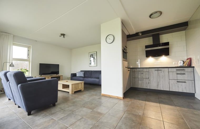 Open keuken en woonkamer in Vakantiehuis in Den Burg, Texel