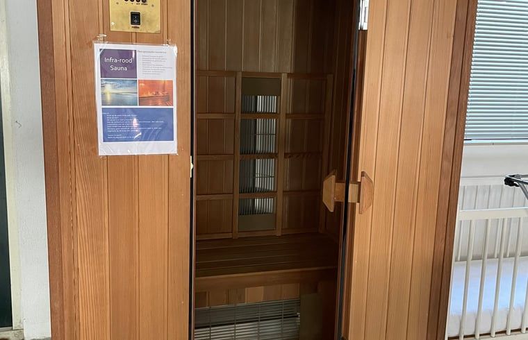 Infrarotsauna zur Entspannung im Ferienhaus in Oosterend Texel, Watteninseln.