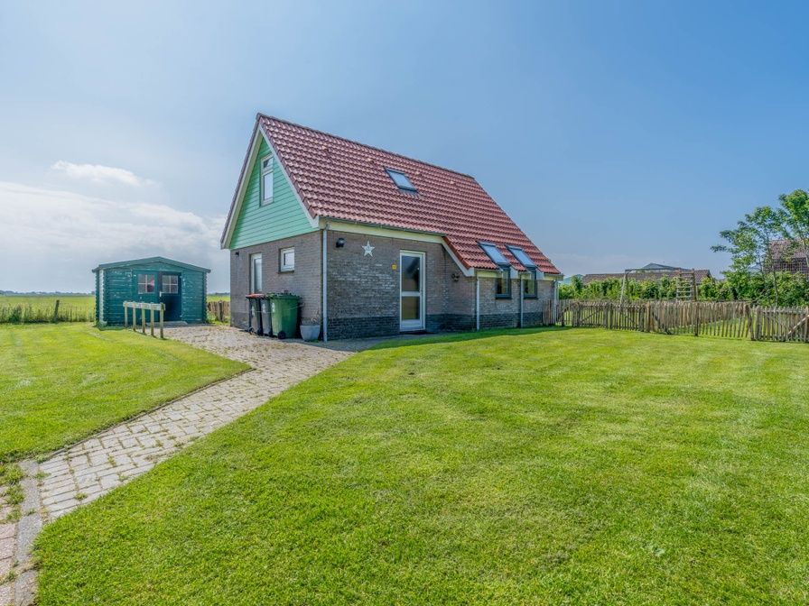 The Five Star vacation home in South Eierland Texel with spacious garden and green surroundings.