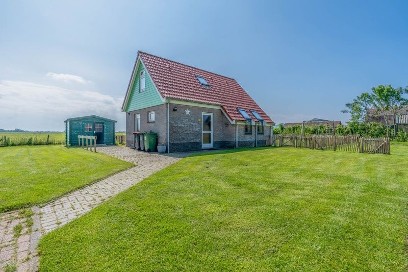The Five Star accommodation in South Eierland Texel with beautiful views of the Wadden Islands.