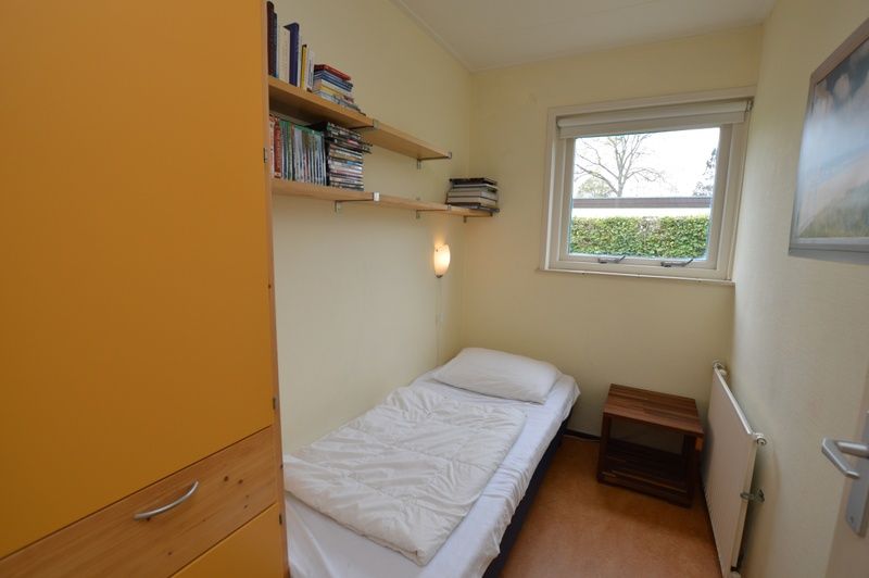 Gemuetliches Kinderzimmer mit Etagenbett im Ferienhaus de Parel 192, De Dennen, Texel, ideal fuer Familien.