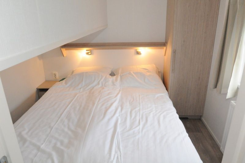 Cozy bedroom in Lodge - 6 persons, vacation home De Dennen, Texel.