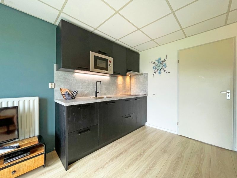 Stilvolle Kueche im Appartement Bos en Duin 17, Ferienhaus auf Texel.