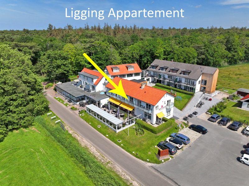Luftaufnahme des Appartements Bos en Duin 17, gelegen in De Dennen, Texel.