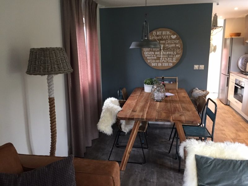 Guest house 0113237 - Holiday property Texel - Vakantiepark de Bremakker - Chalet op Texel - Weideveld 80
