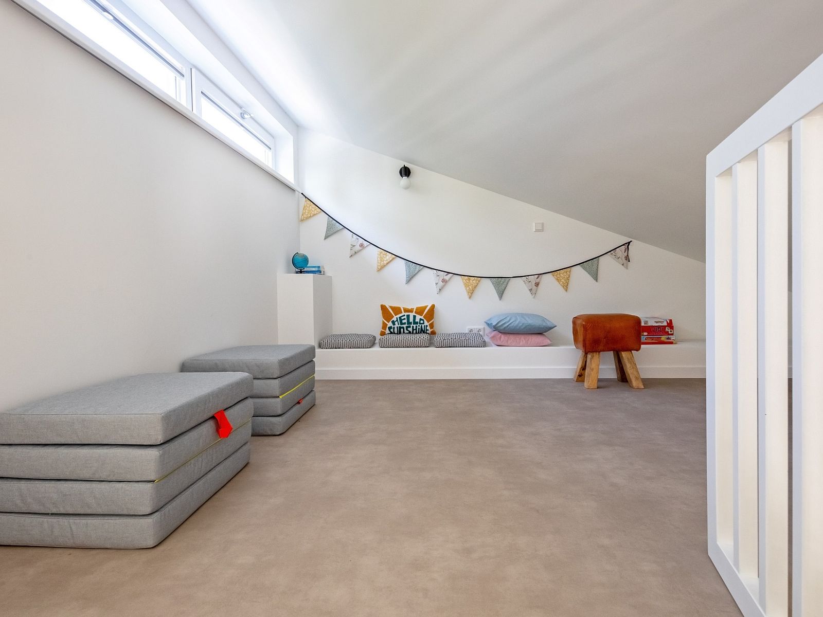 Speelse loft in Tormentil vakantiewoning, De Dennen, Texel voor kinderen.