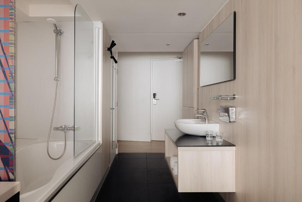 Stijlvolle badkamer in Designhotel Maastricht, vakantieverblijf in Zuid Limburg.