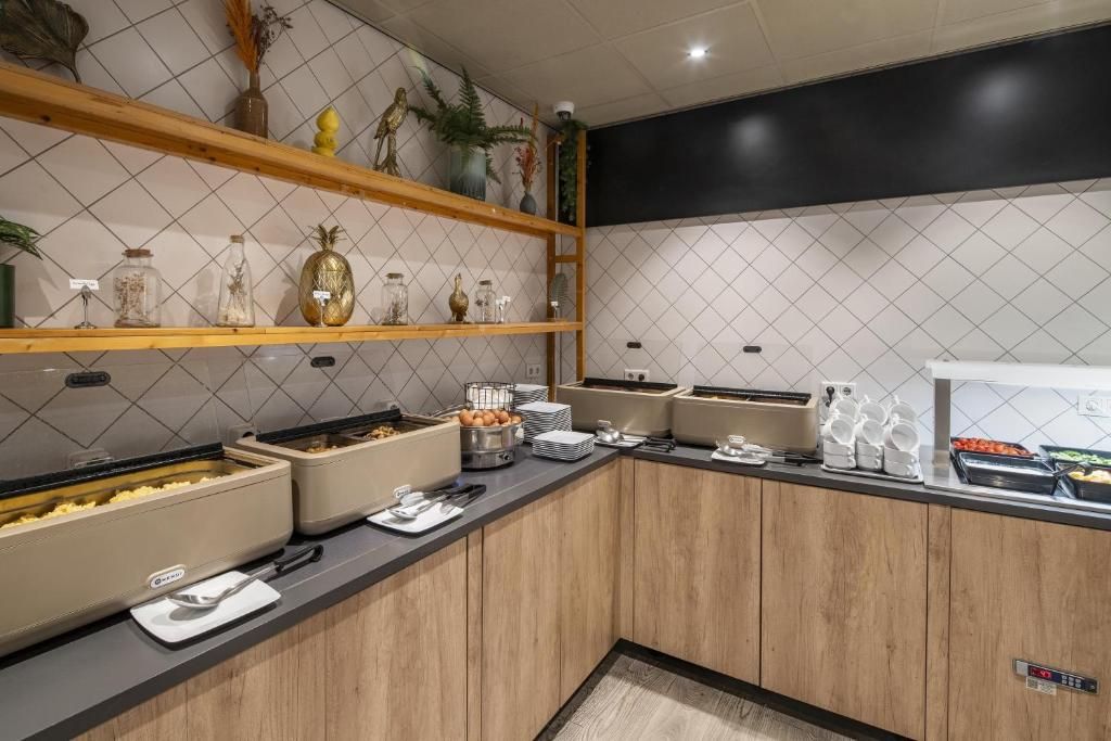 Guest house 015141 - Apartment Amsterdam eo - Best Western Amsterdam