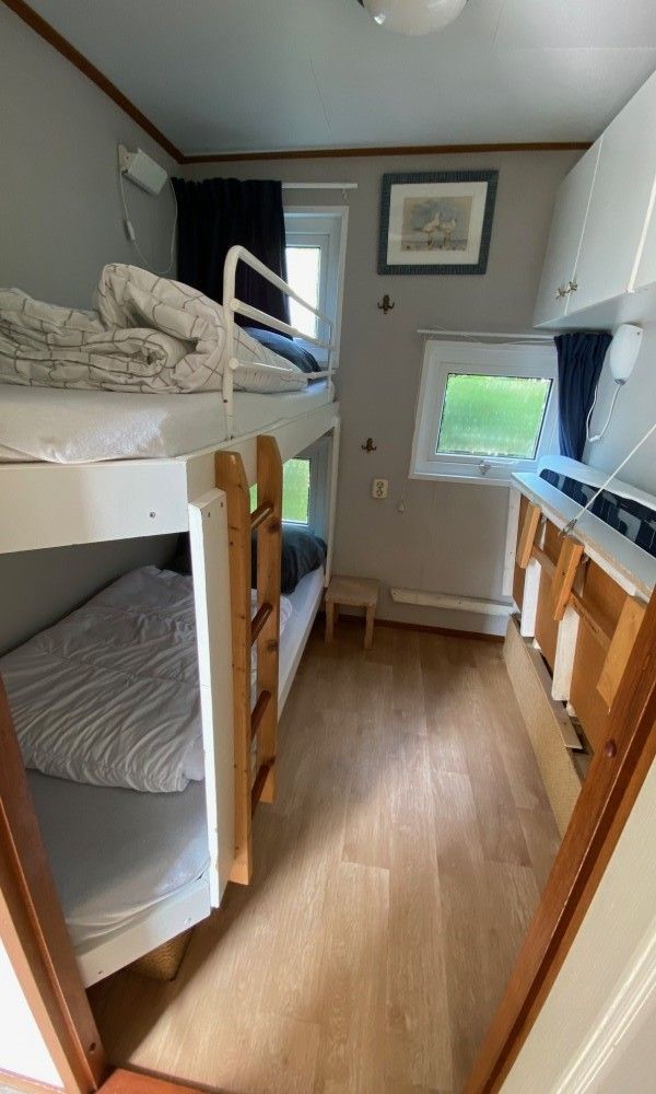 Kinderkamer met stapelbed in De Clochard nr 37, Midsland Noord, Terschelling.