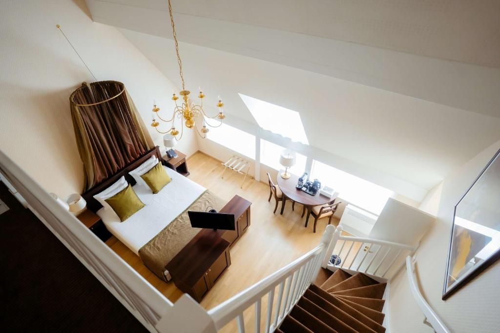 Unieke duplex suite in Grand Hotel Karel V, vakantieappartement Utrecht, Utrecht eo.