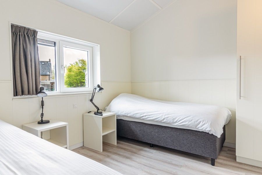 Guest house 0404121 - Holiday property Ameland - Nesserduinen 42D