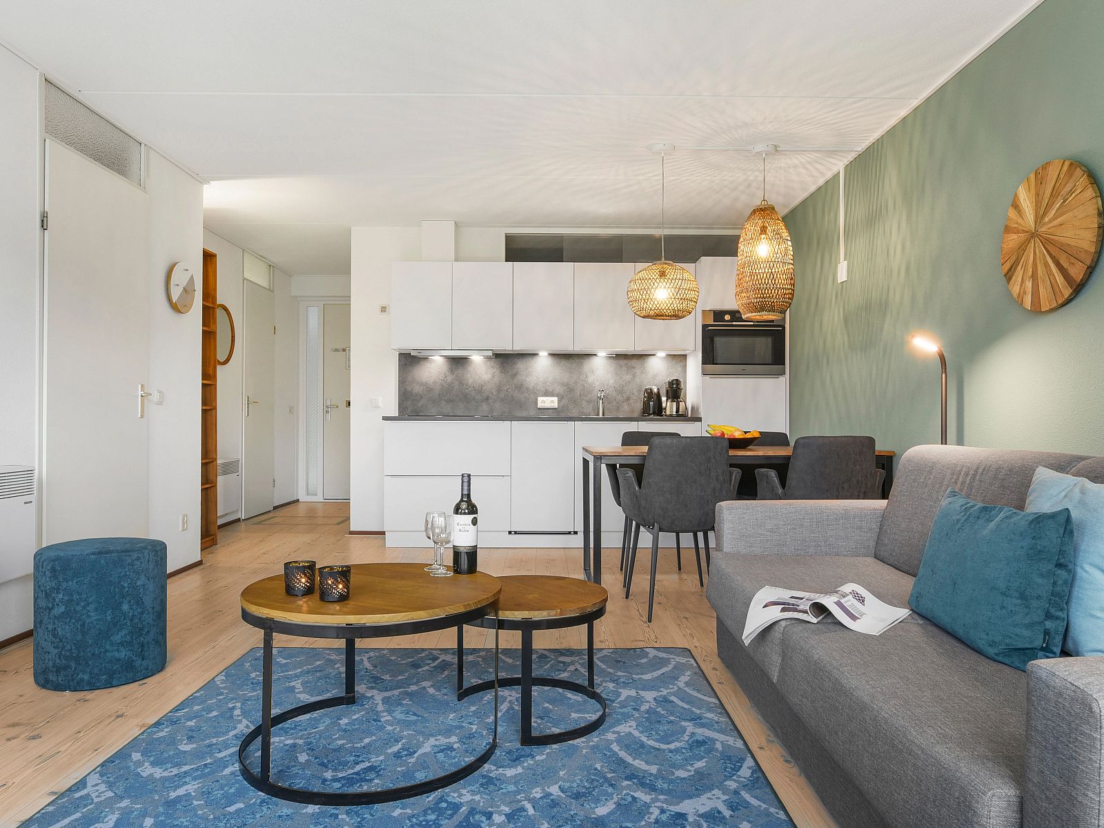 Dining area and kitchen of Ameland State 4-person apartment in Nes, Ameland.